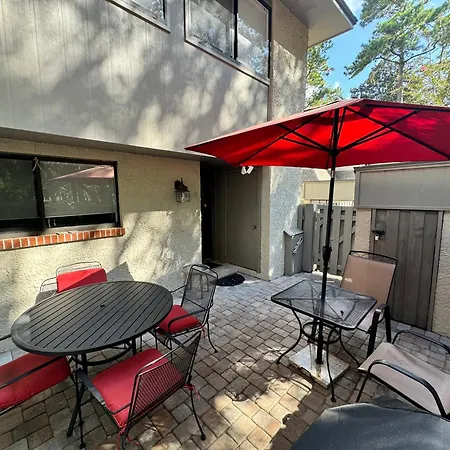 5 Stones Throw Villa